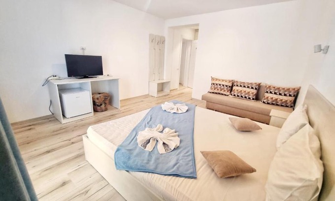 Costinesti House | Casa Cochilia - Camera Privata in Localitatea Tuzla
