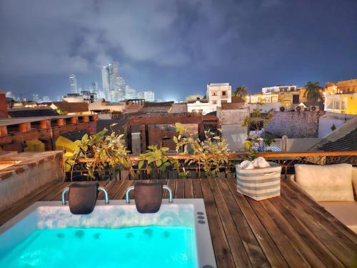 Cartagena Walled City House | Casa Coco 1680 Colonial & Art House In Old City - Pool - Jasussi - View