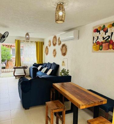 Ixtapa House | Casa con alberca cerca de playas