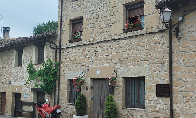 Sajazarra House | Casa con Bodega for 9 people