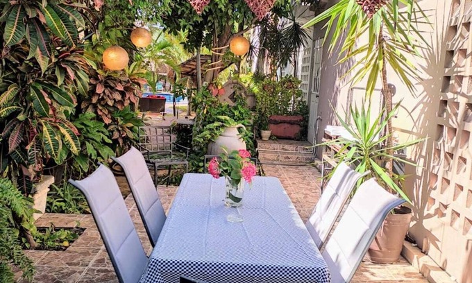Downtown Cancun House | Casa Cristal
