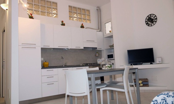 Finale Ligure Apartment | Casa da Bianca new apartment 50 meters from the sea cod.cin IT009029C2Q4HBV7RT