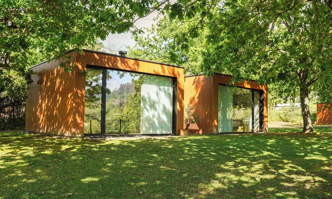 Bico Cottage | Casa da Lavoeira II - With Fireplace and Hot Tub