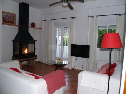 Prado del Rey House | Casa de Abajo