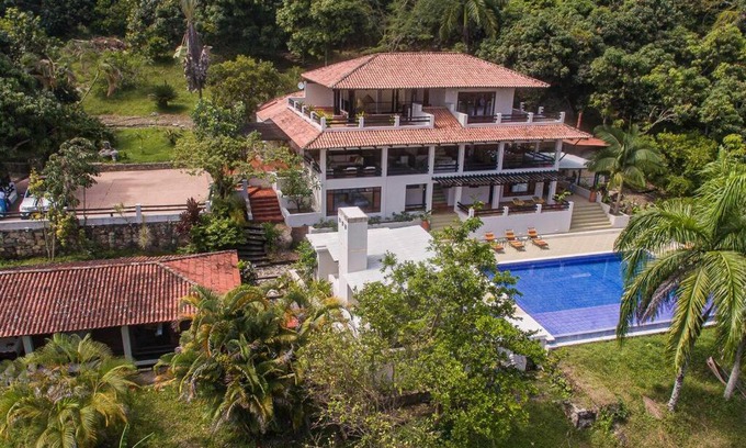 La Mesa House | Casa de Lujo con piscina privada - La Mesa Cundinamarca