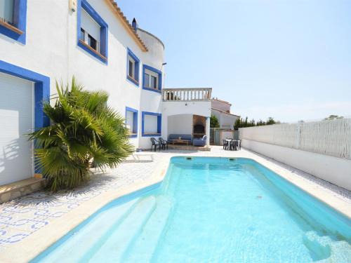 Sant Pere Pescador House | Casa de Vacaciones con Piscina, Jardín, A.A, Barbacoa, Wifi y Parking, Cerca de la Playa - ES-89-78