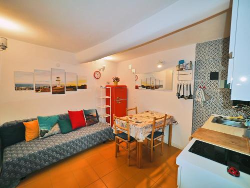 San Terenzo Apartment | Casa del pescatore a 100m dal mare 011016-LT-0569