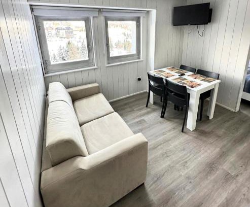 Passo del Tonale Apartment | Casa delle graffette by Casa e Lode