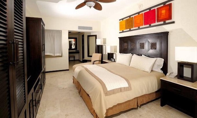 El Medano Ejidal Condo | Casa Dorada, Cabo San Lucas - Luxury 5 Star Resort - 1 Bedroom Condo