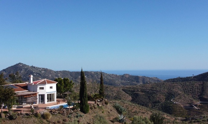 Arenas Villa | Casa El Mirador Offers Spectacular Views, Comfort, and a Heated Pool