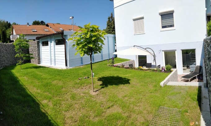 Stockach Apartment | Casa Elea, die Ferienwohnung mit Terrasse und Garten am Tor zum Bodensee
