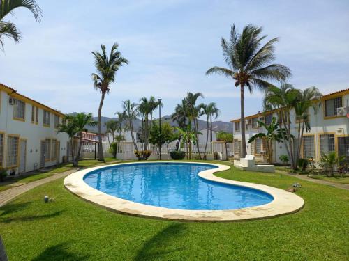Acapulco House | Casa en condominio 2R alberca compartida