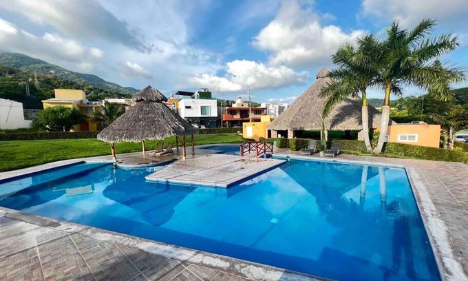 Manzanillo Apartment | Casa en Real del Country