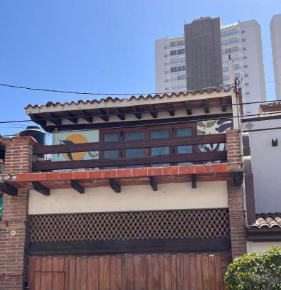 Las Gaviotas House | Casa en zona dorada