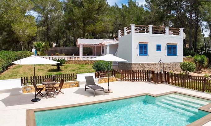 Santa Eulalia del Rio Villa | CASA ES PUIG