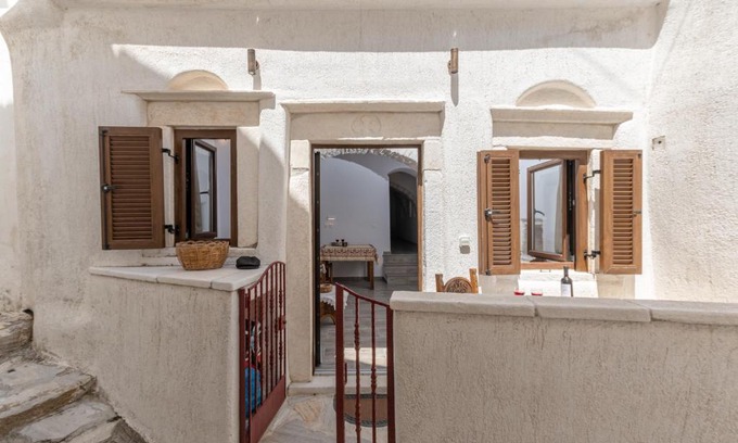 Aperathos Apartment | Casa Estiva Apeiranthos Naxos Apartments