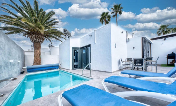 Los Pocillos Ski Chalet | Casa Eva - Private Pool, BBQ & Free Parking By Lanzarote Vacation Homes