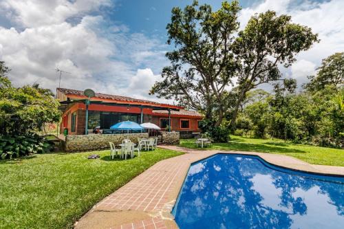Jamundi House | Casa Finca Jaivana