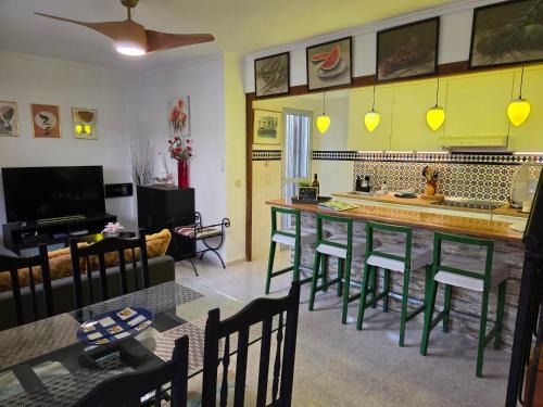 Los Cuarteros House | Casa Flamingo - Corner house near beach & boulevard with sea & salt lake view