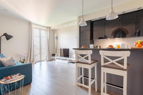 Lucca Historical Center Apartment | Casa fronte stazione, 300mt dal Centro, Free Parking