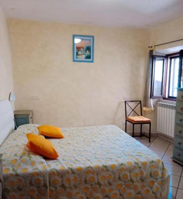 Giglio Castello Apartment | Casa girasole