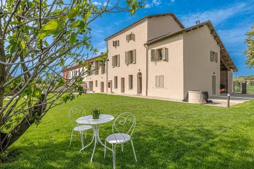 Moncalvo Apartment | Casa I Gessi