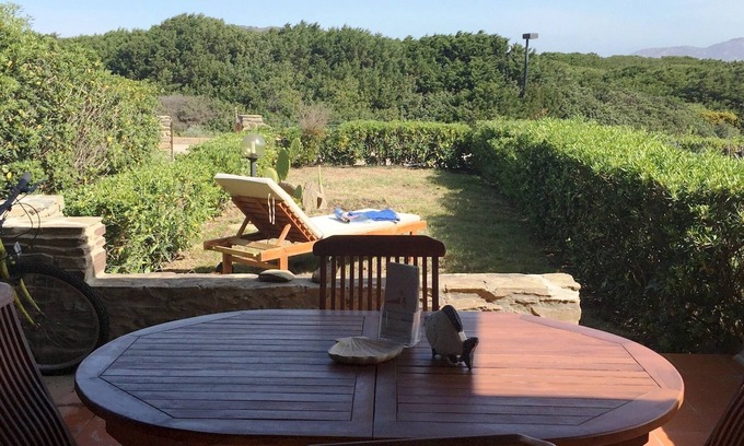 La Pelosa Apartment | Casa Ibiscus 1 Bedrooms Apartment in Stintino
