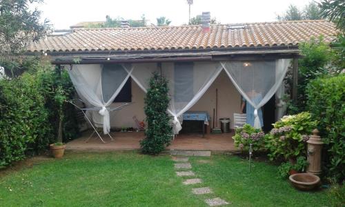 Orbetello House | Casa indipendente con giardino - piscina e tennis condominiali tra Orbetello ed Ansedonia