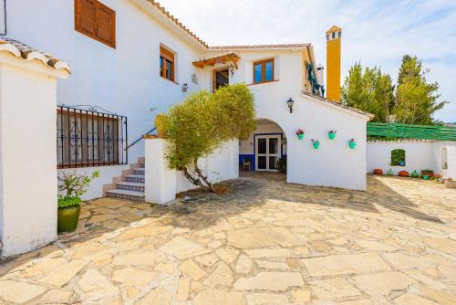 Alcaucin House | Casa Jardín del Olivar con Piscina privada