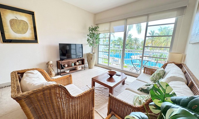 Playa Diamante Condo | Casa Ka'an at Mayan Lakes 3-bedroom condo in Acapulco.