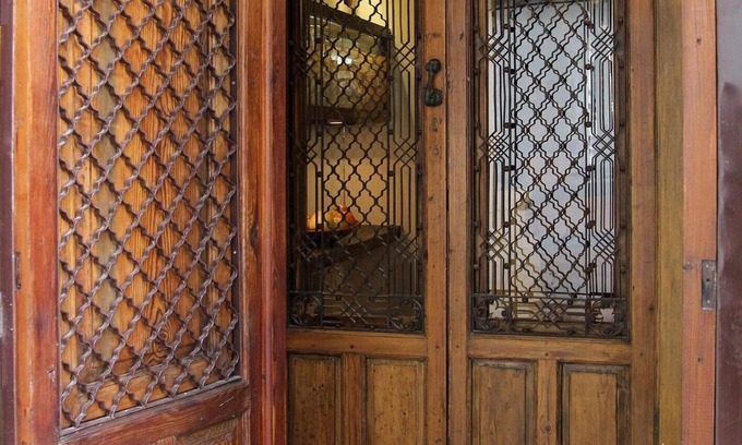 Cordoba Old City House | Casa La Carmen S. XVIII restored, located in the heart of Old Town