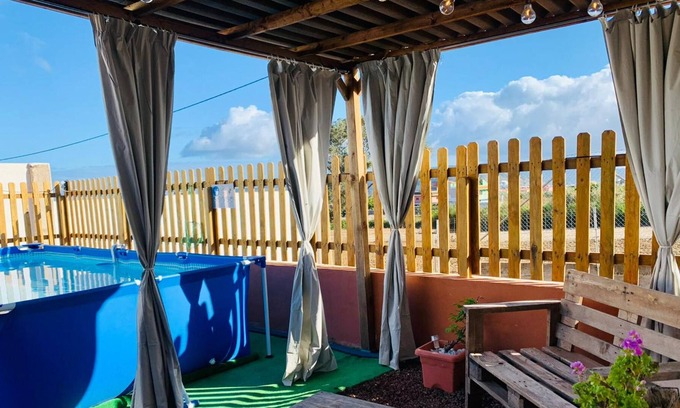 Tacoronte House | Casa 'La Finca 2' with Mountain View, Pool, Garden & Wi-Fi