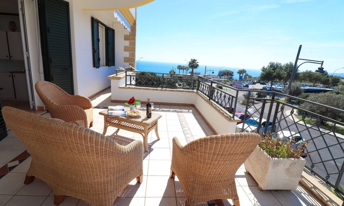 Castro Marina House | Casa La Perla in Castro sea view