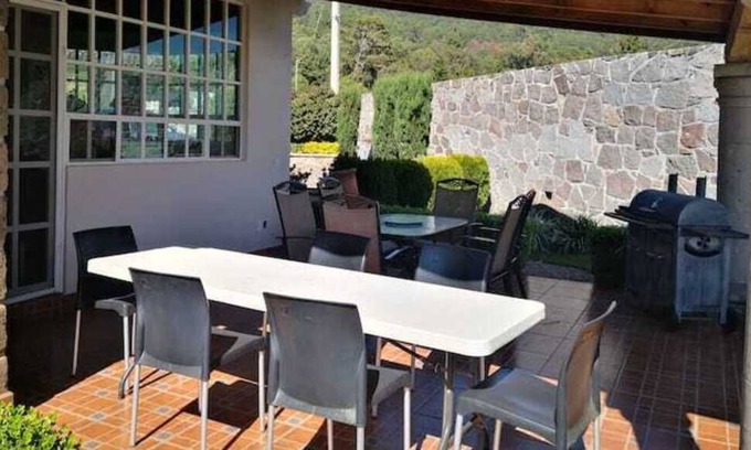 El Santuario Cottage | Casa Labrador, Casa Estilo Rustico Para Descansar
