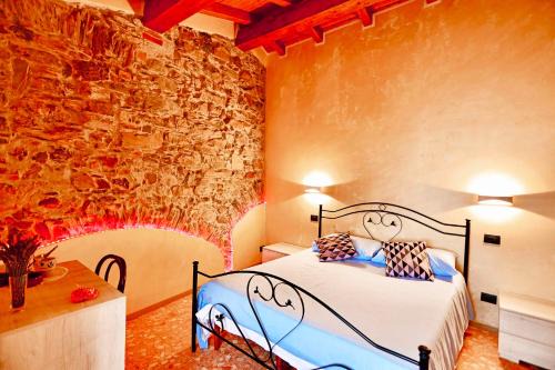 Fosdinovo Apartment | Casa Laura, Fosdinovo - Stile e Relax a 5 stelle