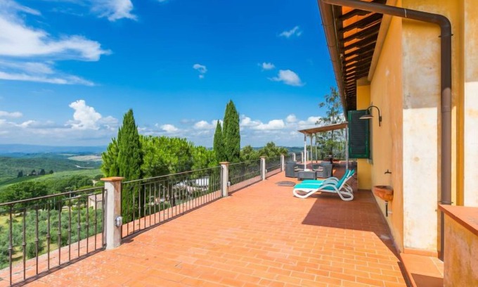 San Donato in Poggio Apartment | Casa Lensi by Interhome