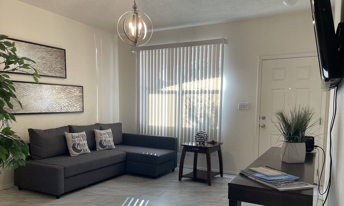 Santa Fe House | Casa Lluvia! Family trips! Business trips!