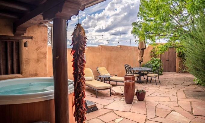 Taos House | Casa Lobo - Wild Relaxation - Private Hot Tub