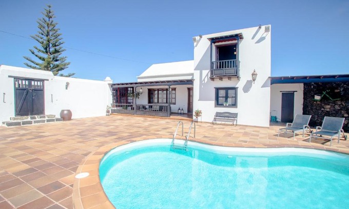 San Bartolome House | casa los veroles lanzarote