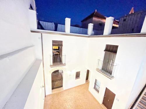 Carmona House | Casa Lucero
