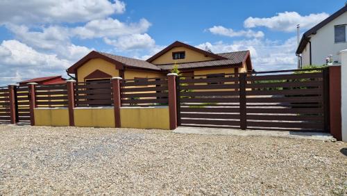 Osorhei Apartment | Casa lui Dumitru