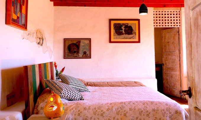 El Santuario House | Casa LUNAH Cabalgatas y Meditación