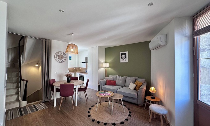 Brive-la-Gaillarde Apartment | Casa Majour - Duplex coeur de ville - T2 - Climatisé