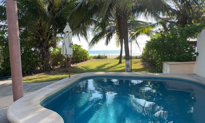 Ixtapa - Zihuatanejo House | Casa Mana: Playa Blanca beachfront home w/private pool and outdoor kitchen