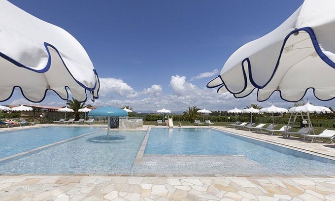 Grosseto House | Casa Marieva E: A welcoming apartment surrounded by the greenery.