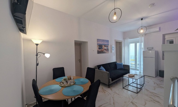 Agia Galini Apartment | Casa Marouli. Two bedroom apt - 5 minutes to the beach