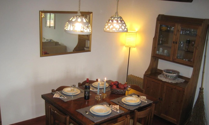 Pitigliano Apartment | CASA MESSI A VICOLO DELLA STELLA 35 TWO-BEDROOMS APARTMENT WITH BALCONY