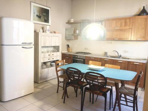 Marina di Cecina Apartment | Casa Milvio a Marina di Cecina by Zoom In Earth
