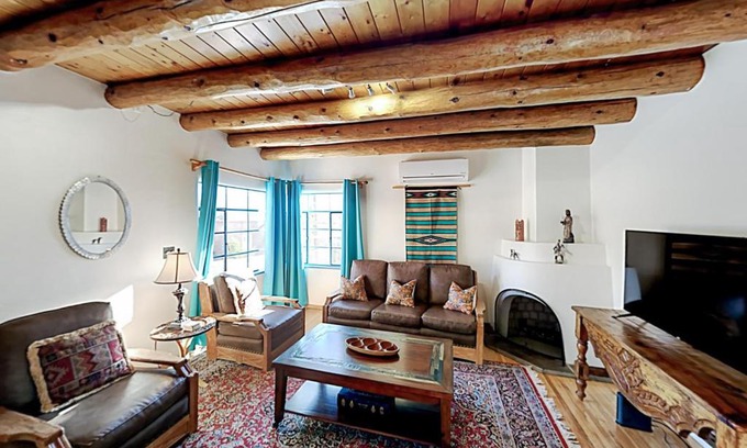 Historic Eastside House | Casa Mirador