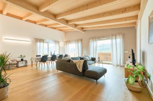 Pergine Valsugana Apartment | Casa Montesei di TSS' -Ampio, di classe, vista e posto auto